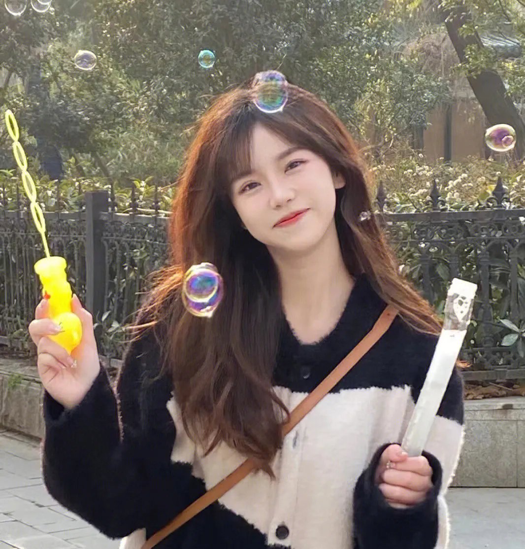 末日重生之嫁给渣男死对头